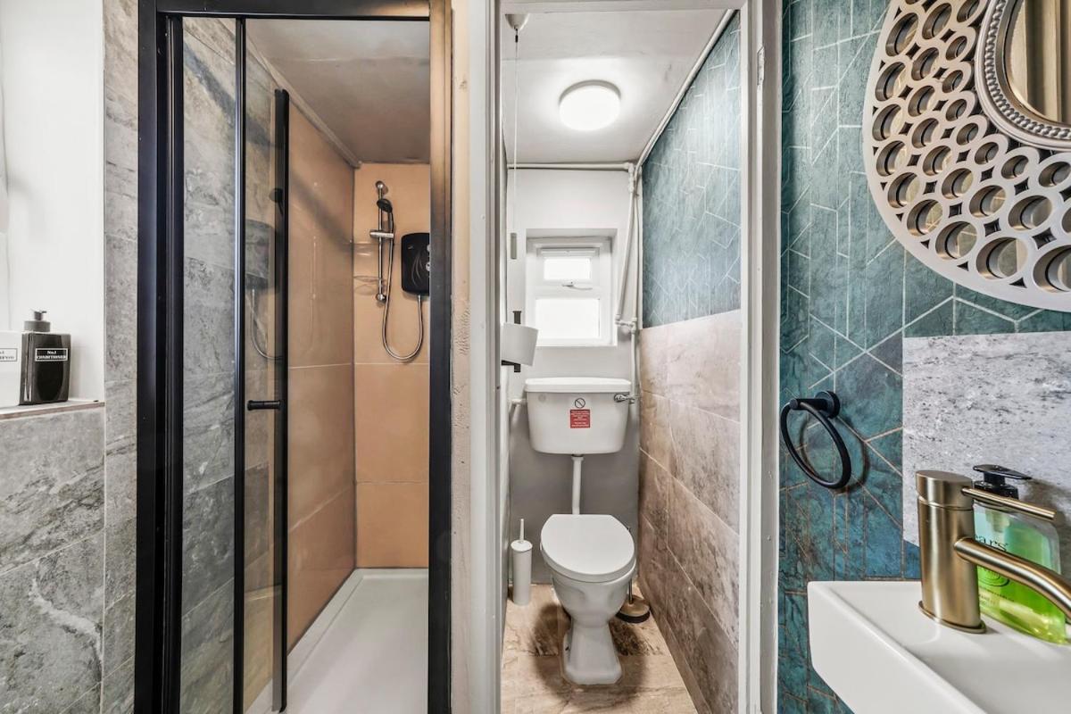Appartamento Citystay Garden Modern 1 Bed Flat Golders Nw11
